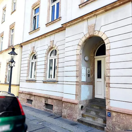 Business & Life Naehe Tu, Hbf Und Oper - Smarttv Und Kueche Appartement