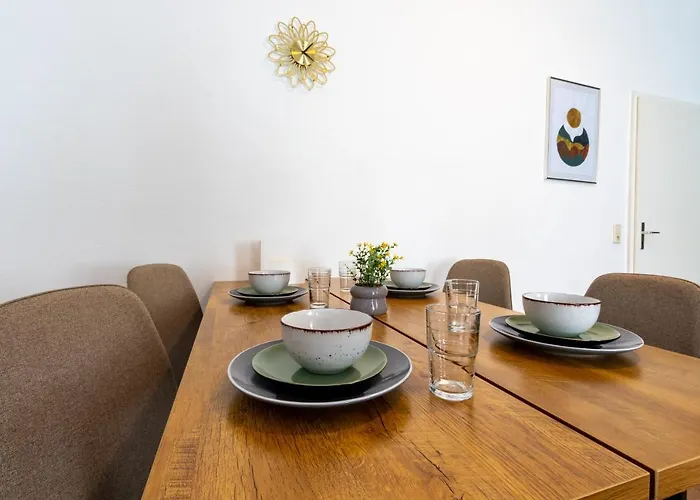 Business & Life Naehe Tu, Hbf Und Oper - Smarttv, Magentatv Und Kueche *